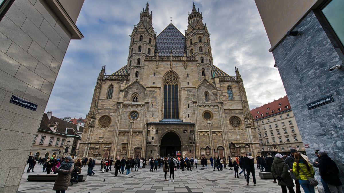 Vídní se prohnala mohutná vichřice